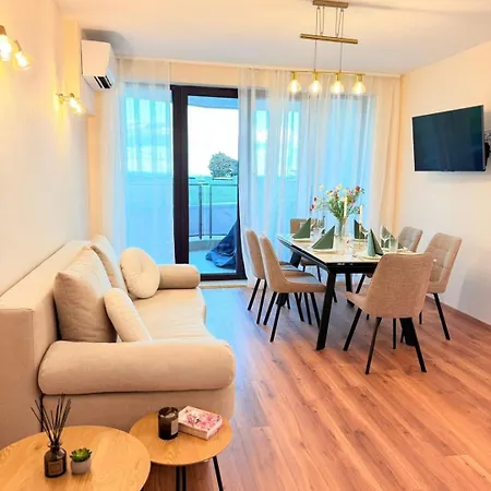 Sea Escape | & Parking Apartment