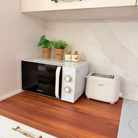 Sea Escape | & Parking Apartment *