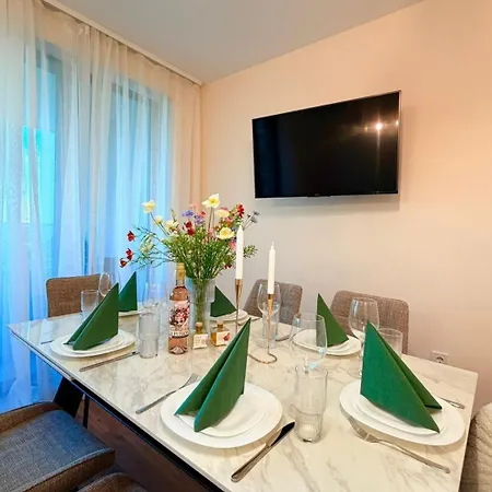Apartment Sea Escape | & Parking