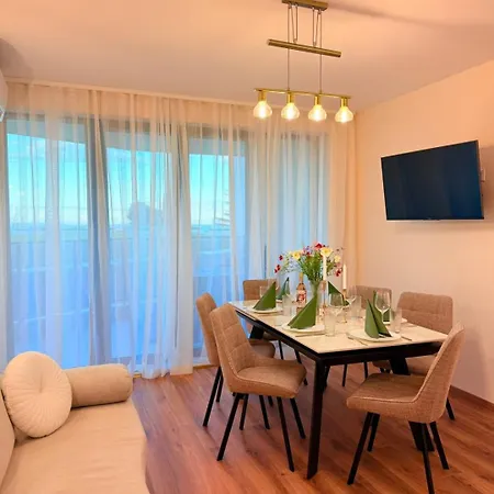 Sea Escape | & Parking * Warna