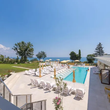 Sea Escape | & Parking Apartment *