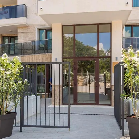 Apartment Sea Escape | & Parking *