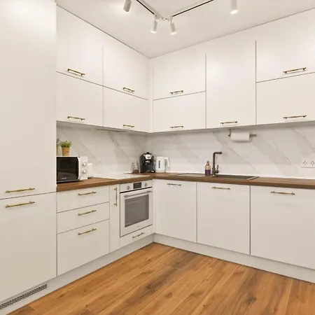 Apartment Sea Escape | & Parking *
