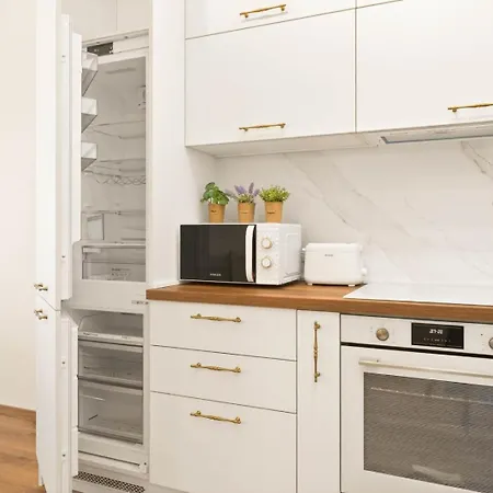 Sea Escape | & Parking Appartamento Varna