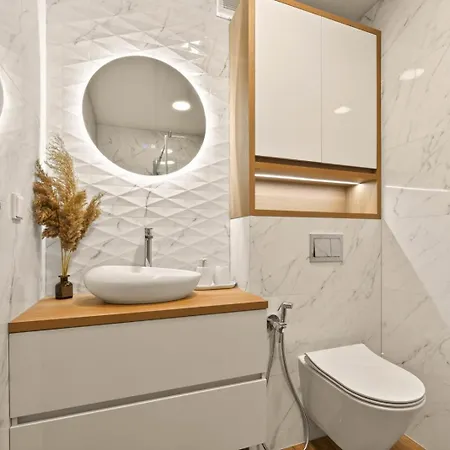 Apartment Sea Escape | & Parking Warna